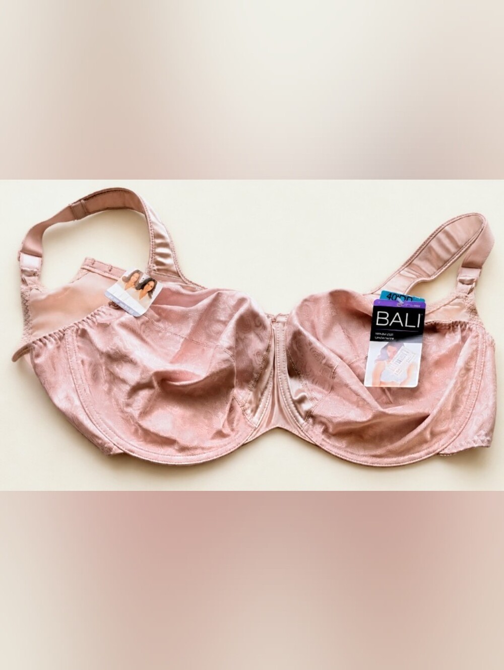 New Bali 40DDD Minimizer Bra Blush Pink Satin Jacquard